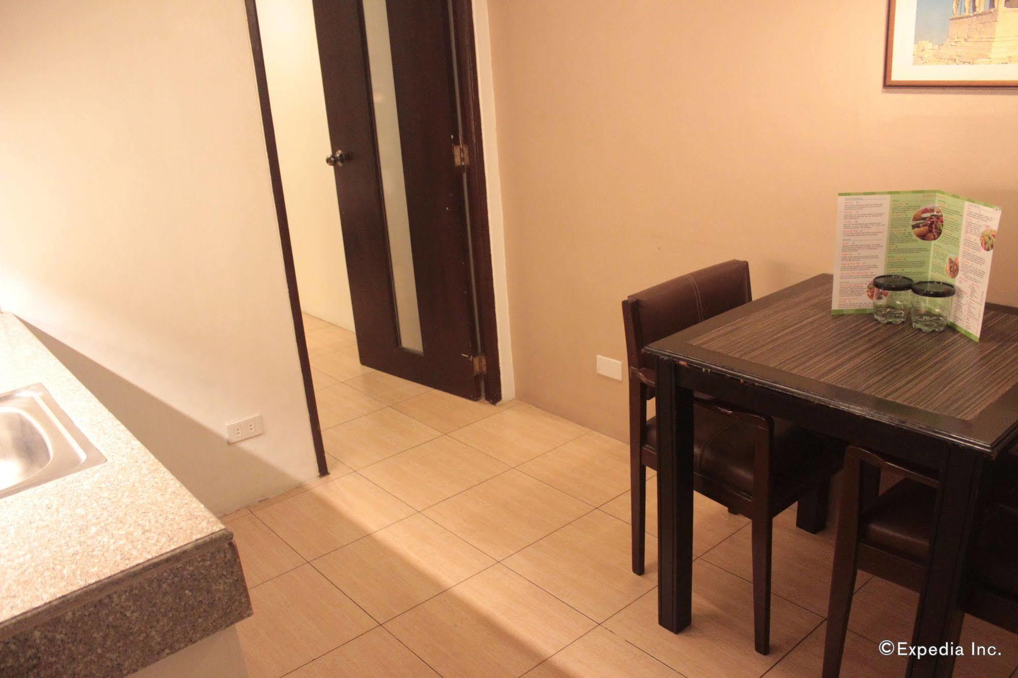 Acl Suites Кесон-Сити Экстерьер фото