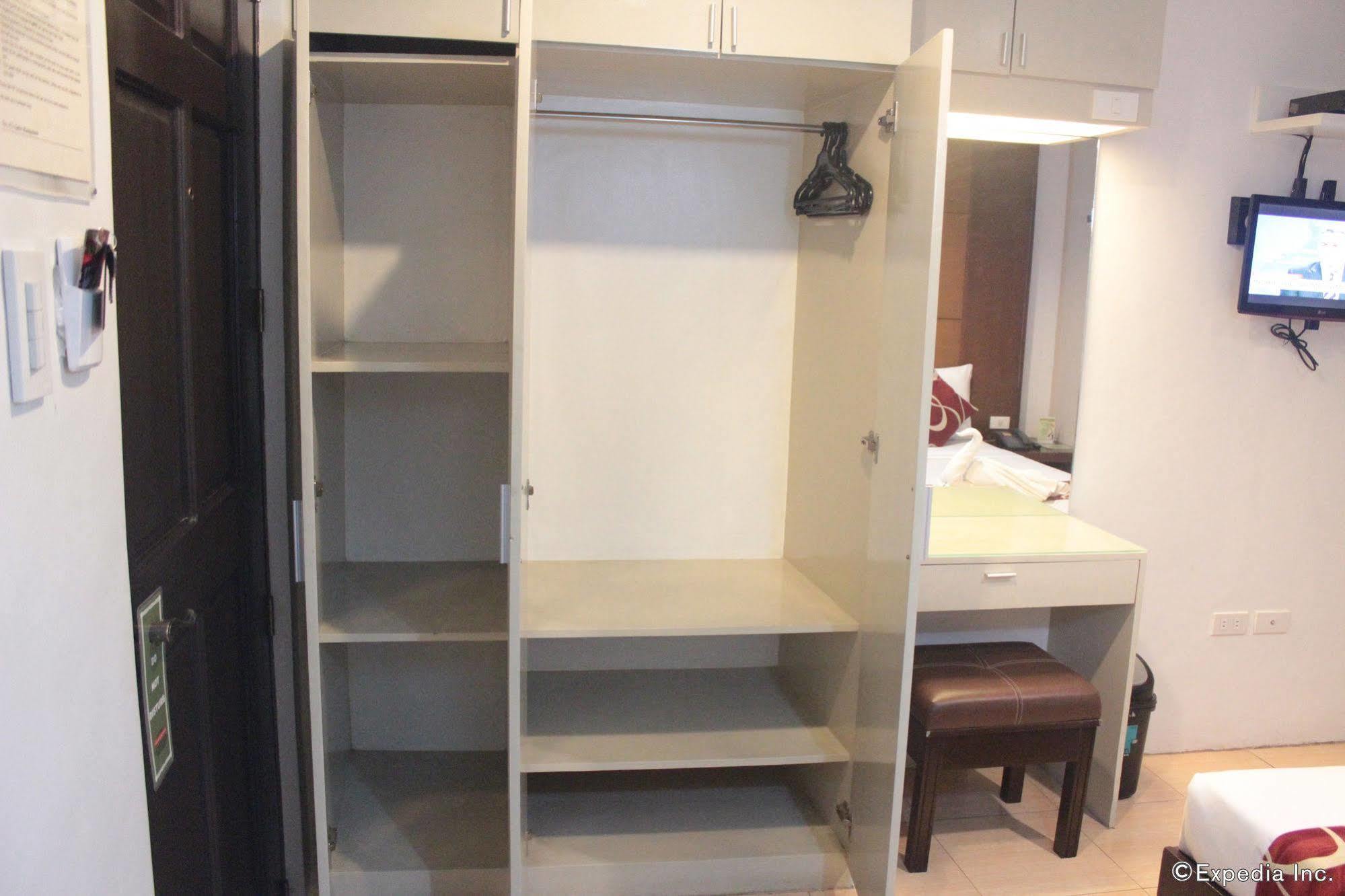 Acl Suites Кесон-Сити Экстерьер фото