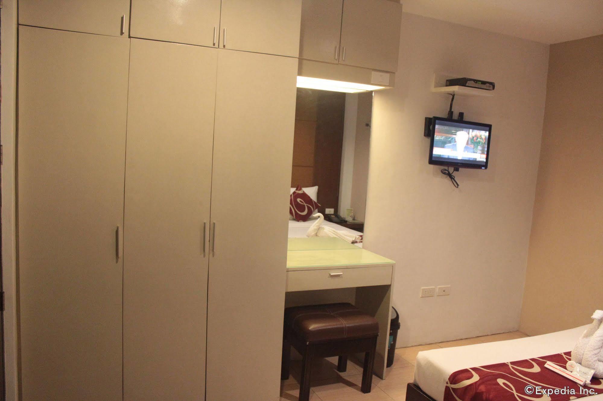 Acl Suites Кесон-Сити Экстерьер фото